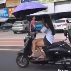 񣡺1Ů̶ֻȿ벻""...